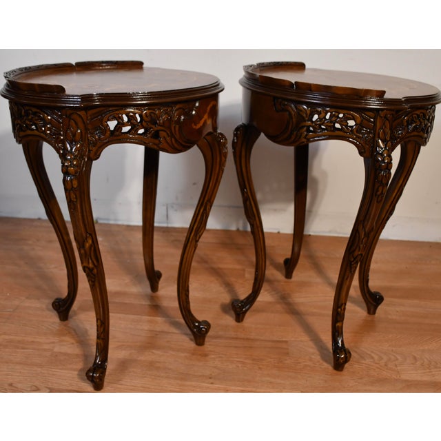 French 1920s Antique French Louis XV Walnut & Satinwood Inlay Coffee and End Tables Set For Sale - Image 3 of 17