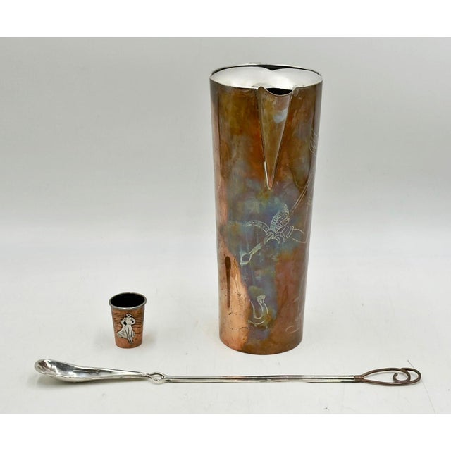 Mexican 1960s Mexican Ana Nunez Brilanti Taxco Copper Cocktail Pitcher Set - 3pcs For Sale - Image 3 of 18