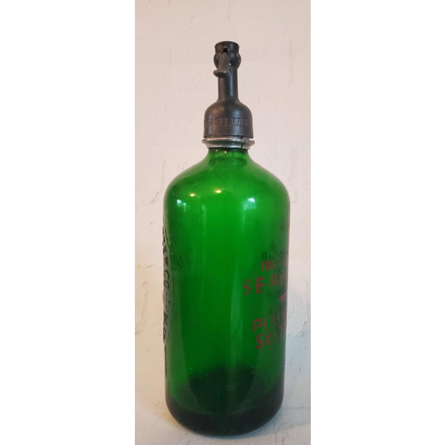 Late 19th Century Antique Late 19th Century Pittsburg Seltzer Co. Club Selzer Pittsburg Pa. Soda Water Seltzer Water Bottle Green For Sale - Image 5 of 12