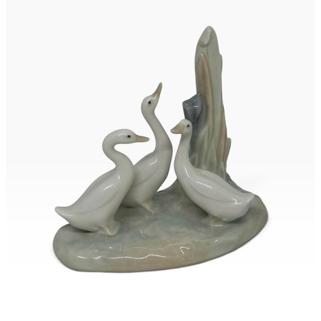 Nao by Lladró “Group of Ducks” Porcelain Figurine, Juan Huerta, 1992 For Sale In Washington DC - Image 6 of 12