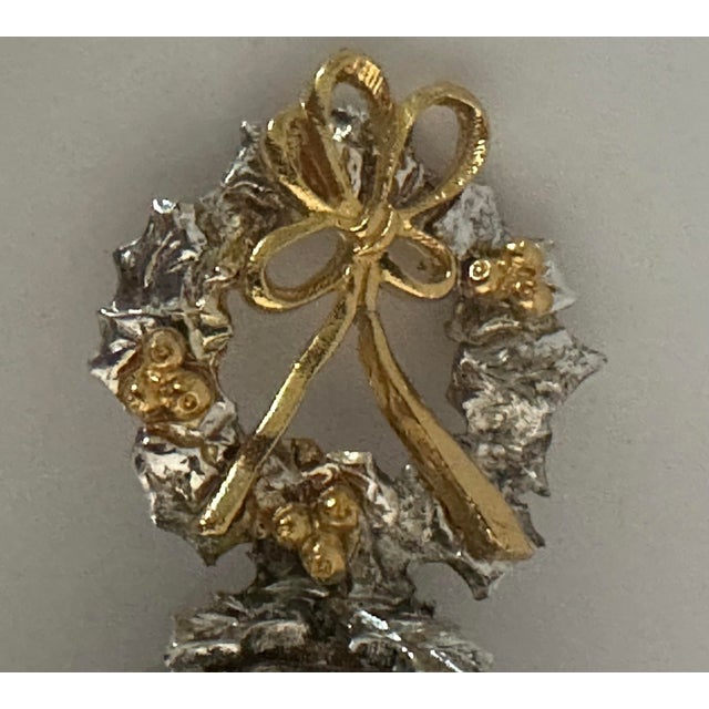 Traditional Vintage 1995 Silver & Gold Christmas Wreath Bell For Sale - Image 3 of 7