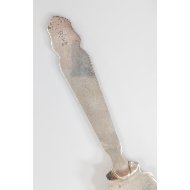 Silver Mid-Century Mexican Art Nouveau Sterling Silver Cake Server by Sandborns and R. Lopez For Sale - Image 8 of 11