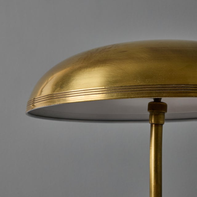 1940s Giovanni Michelucci Patinated Brass Adjustable Banker Lamp for Lariolux For Sale - Image 11 of 18
