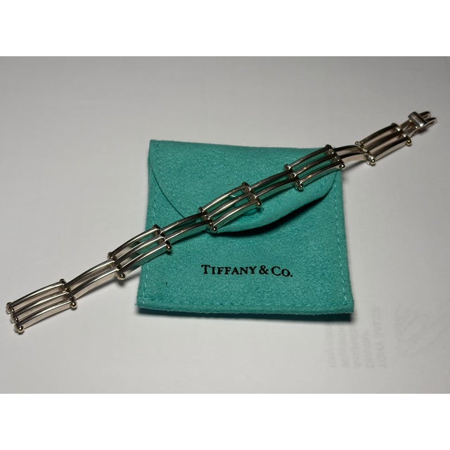 Metal Tiffany & Co. Sterling Silver & 18ct Yellow Gold Vintage Gate Link Bracelet 29.75g For Sale - Image 7 of 8