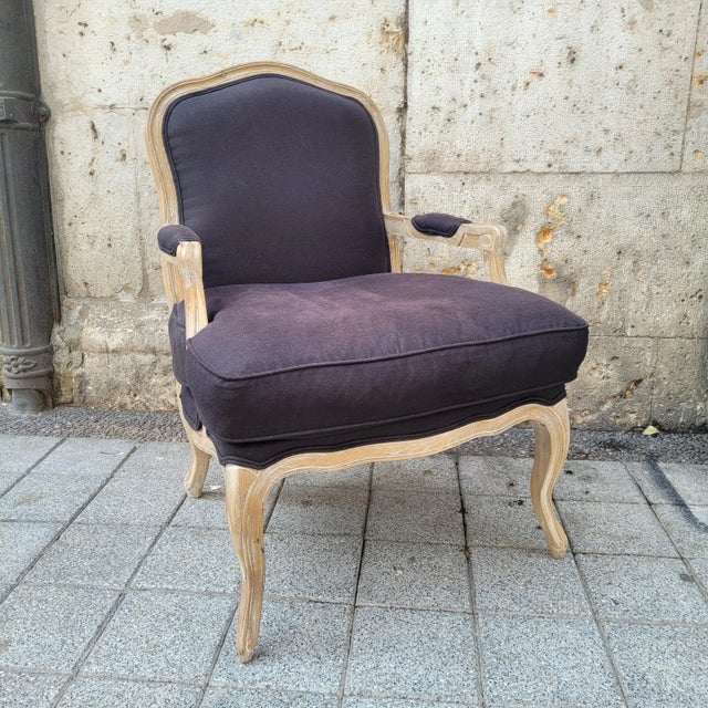 19th Century Louis XV Provençal Queens Chair in Oak and Upholstery, France For Sale - Image 16 of 18