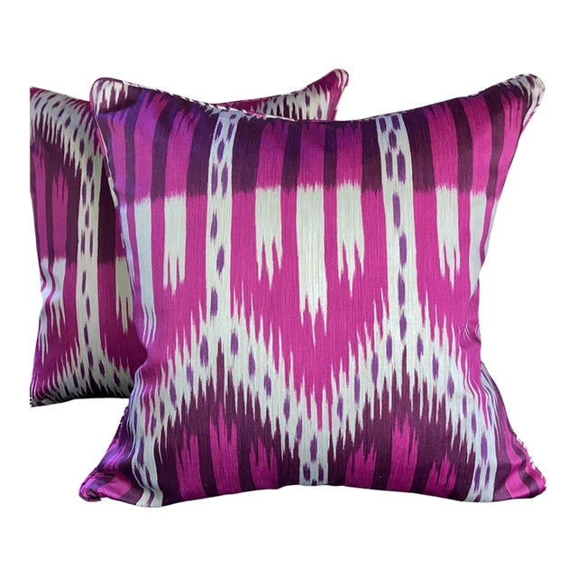 Pair of 20" Custom Pillows in Schumacher Bukhara Ikat Fuchsia, Pattern 176082 For Sale
