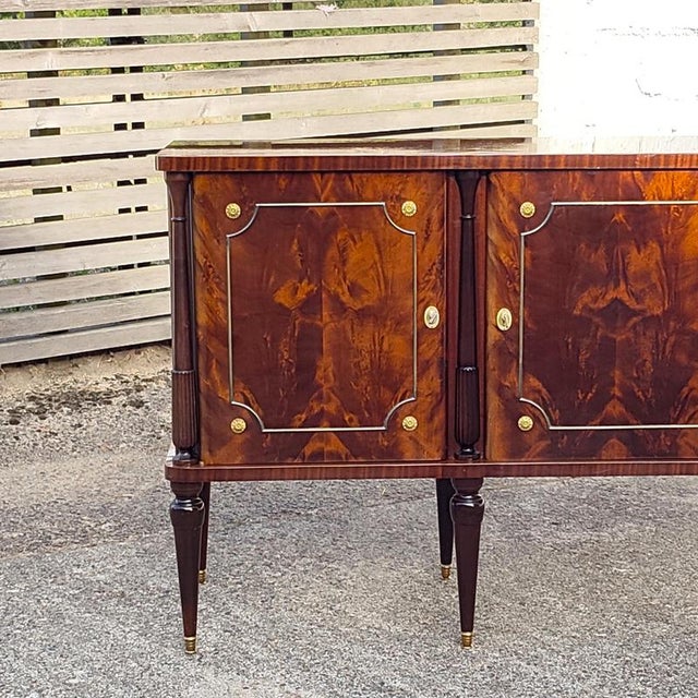 Mid-Century Modern Italian Flamed Mahogany Sideboard with Inlays, 1950s For Sale - Image 6 of 18
