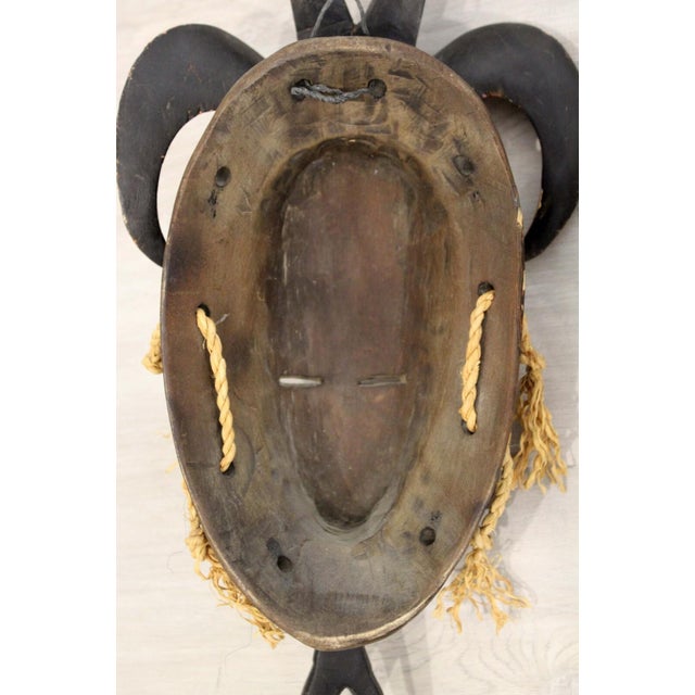 African Pierre Osso Guro Tribe Ivory Coast Secret Society Ancestor Masks - 1960s - Good Vintage Condition For Sale - Image 3 of 12