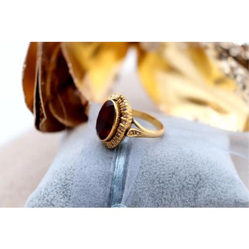 Metal Gold Ring with Oval Shaped Table For Sale - Image 7 of 8