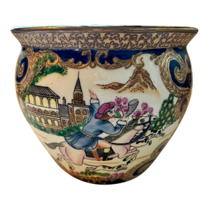 Mid 20th Century Chinoiserie Hunters Porcelain Jardiniere / Cachepot