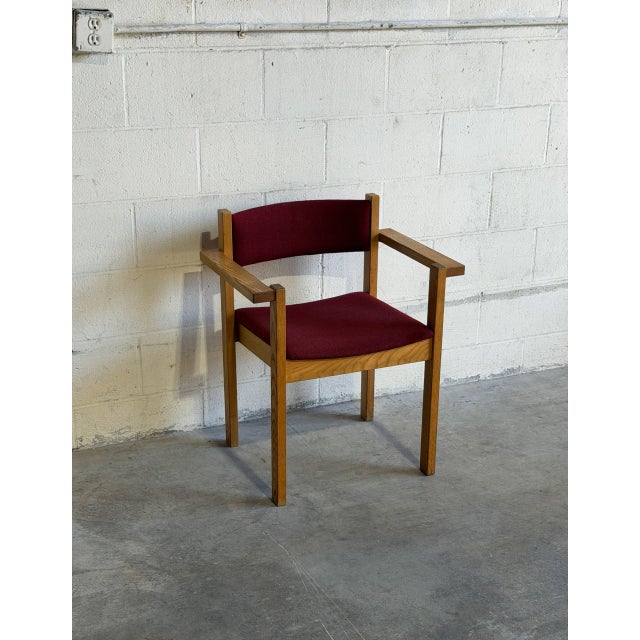 Beautiful vintage Danish modern armchair crafted in oak by Nørgaard, Denmark. This Scandinavian lounge / dining armchair...