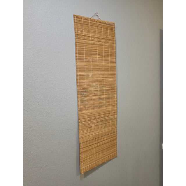 Wood Mid 20th Century Hand-Painted Bamboo Slat Wall Scroll Mandarin Ducks & Lotus Flowers For Sale - Image 7 of 12