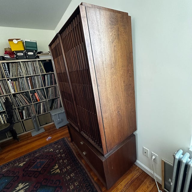 Mid 20th Century Vintage Teak Wood Gentleman's Chest: McM, Made in Canada For Sale - Image 5 of 14