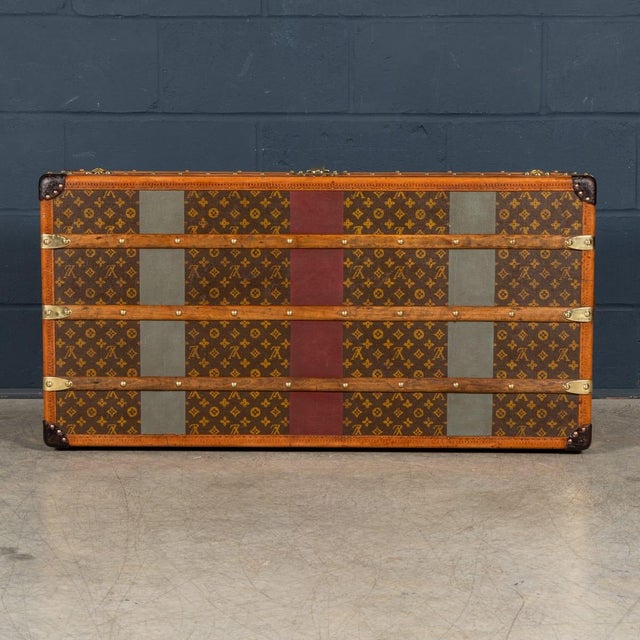 Antique Steamer Trunk in Monogram Canvas from Louis Vuitton, France, 1920s For Sale - Image 10 of 18
