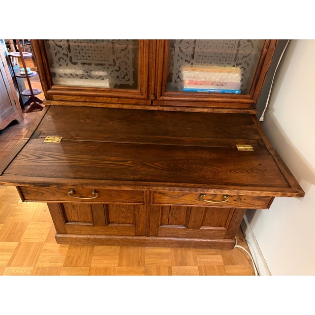 Chestnut Antique American Ash Bookcase With Original Etched Glass Doors 1800s For Sale - Image 8 of 14