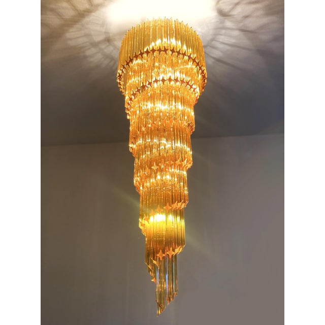 Contemporary amber “QUADRIEDRO” Murano glass chandelier. Impressive italian twister chandelier Murano glass quadriedo cut...