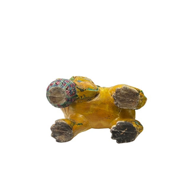 Pair Vintage Chinese Yellow Green Ceramic Fengshui Foo Dog Lion Figures For Sale - Image 4 of 9