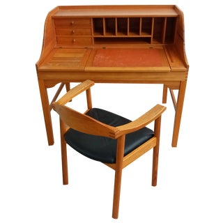 Desk and Chair in Oregon-Pine by Andreas Hansen for Hadsten, Set of 2 For Sale