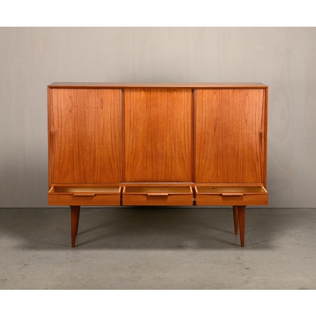 Wood Teak Sideboard by Gunni Omann for Omann Jun Møbelfabrik, Denmark, 1960s For Sale - Image 7 of 18