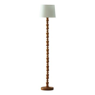 Scandinavian Modern Sculptural Turned Pine Floor Lamp, Denmark, 1970s For Sale