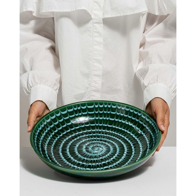 Mid 20th Century Italy Green Ceramic Serving Bowl For Sale - Image 11 of 14