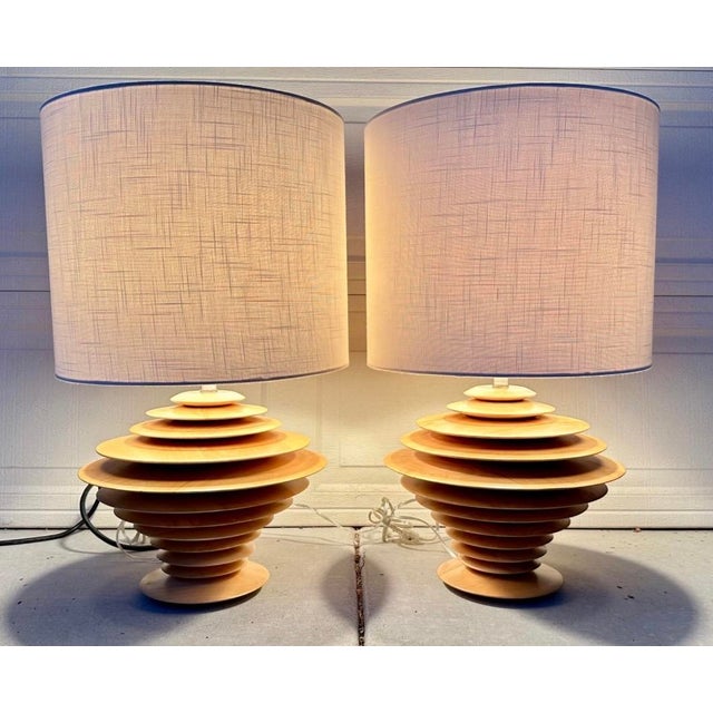 Pair of Discus Table Lamps Attributed to Shepard Vineburg, Los Angeles C. 1980 For Sale - Image 12 of 18