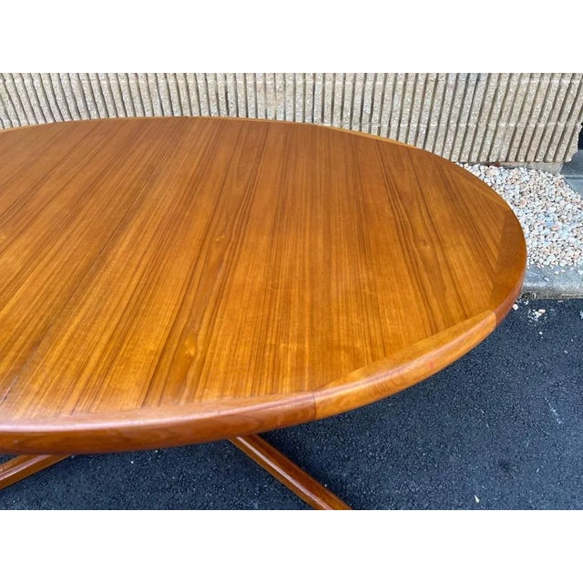 Mid-Century Modern Mid 20th Century Interform Collection Mid Century Danish Teak Oval Extension Dining Table & 2 Leaves For Sale - Image 3 of 12