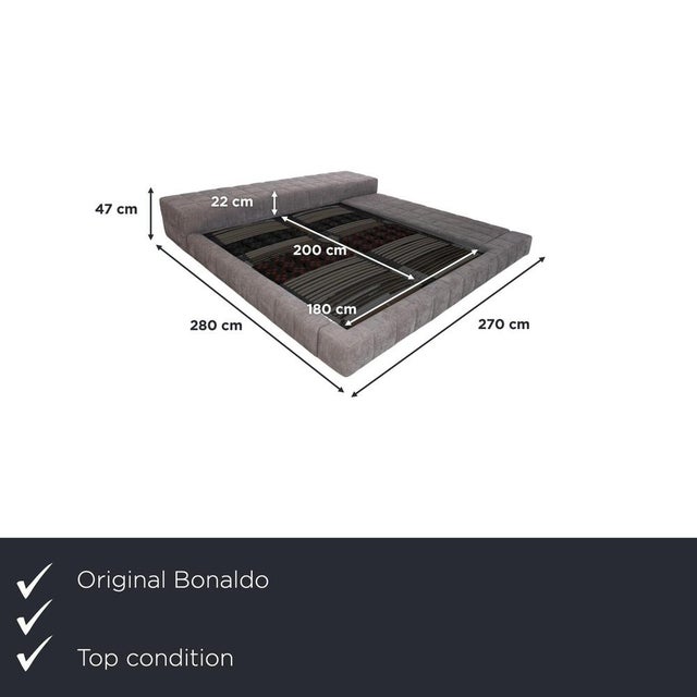 The "Squaring" model from the Italian brand Bonaldo is far more than just a bed; it's a haven of tranquility that forms...