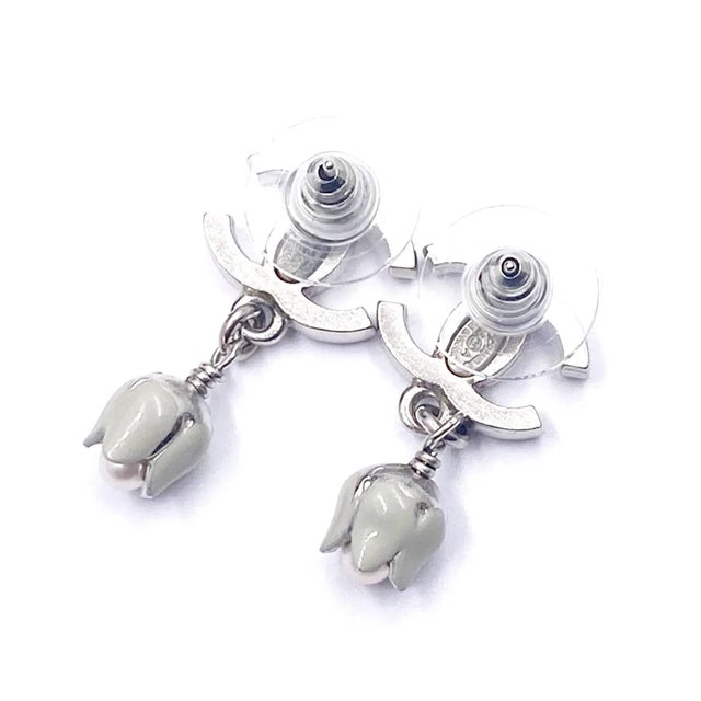 Chanel Chanel Silver CC Tulip Dangle Piercing Earrings - Set of 2 For Sale - Image 4 of 4