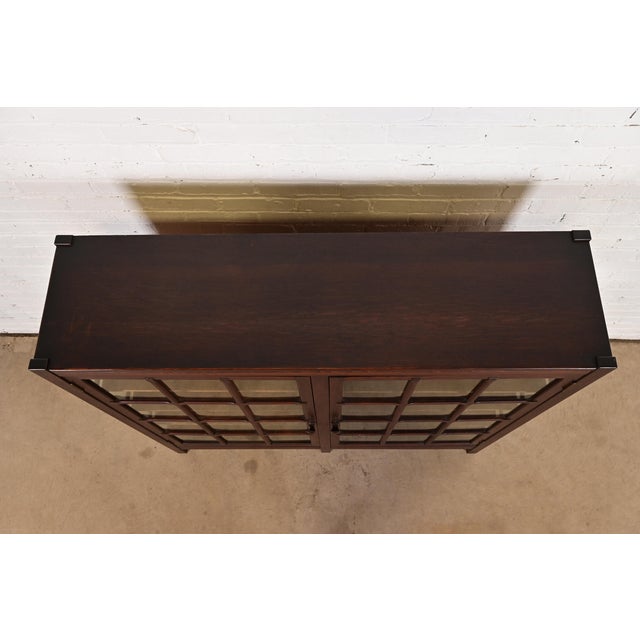 Stickley Brothers Style Antique Mission Oak Arts & Crafts Glass Front Bookcase Cabinet, Circa 1900 For Sale In South Bend - Image 6 of 10