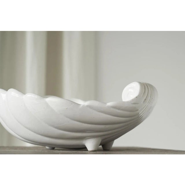 White Large Mid-Century Shell Shaped Ceramic Bowl, 1940s For Sale - Image 8 of 11