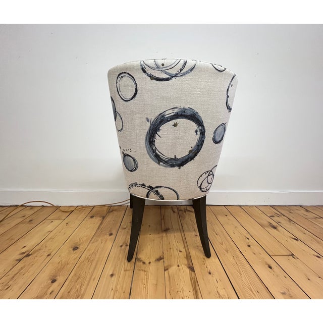 Modern Pair of Kravet Oxford Dining Chairs in Abstract Upholstery For Sale - Image 3 of 5