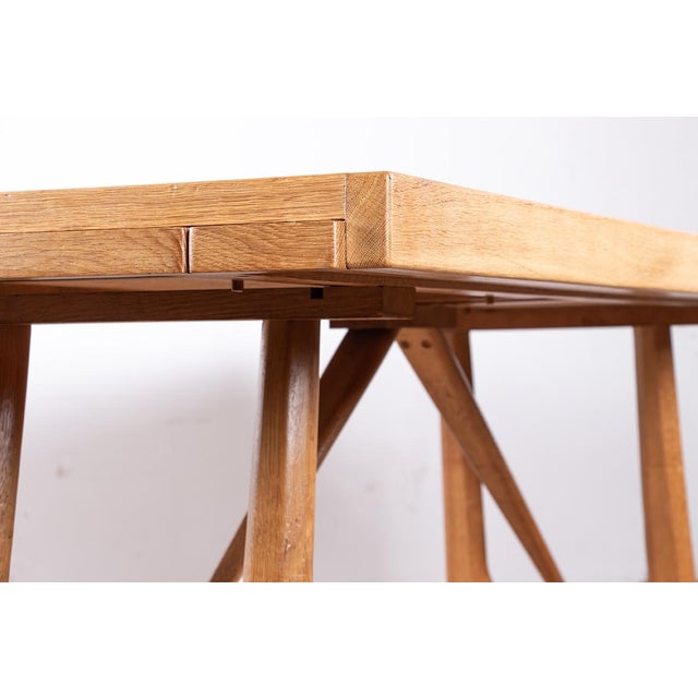 Large Extendable Oak Dining Table by Guillerme and Chambron for Votre Maison, 1960 For Sale - Image 6 of 18