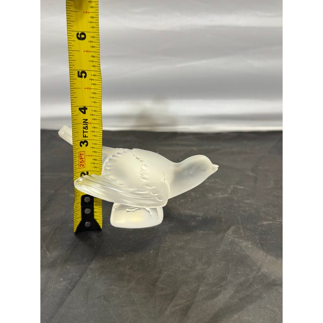 Late 20th Century Lalique France Frosted Crystal Sparrow "Coléreux" Angry Bird Figurine #11633 For Sale - Image 10 of 10