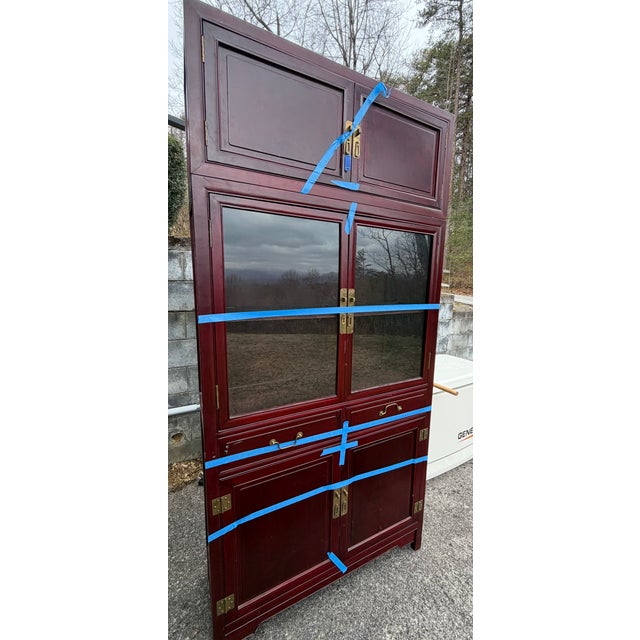 Chinoiserie Late 20th Century Asian Inspired China Cabinet For Sale - Image 3 of 3