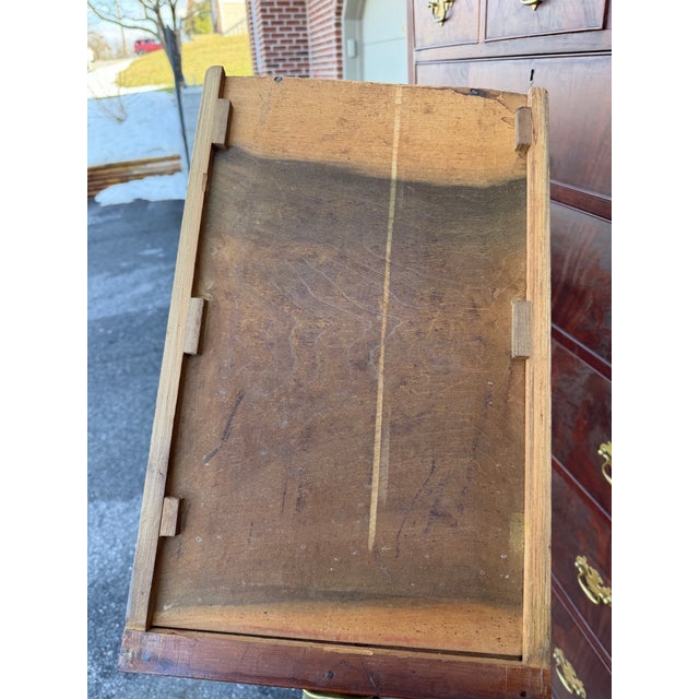 Antique Mahogany Sheraton Tall Chest, Pennsylvania, Attributed For Sale - Image 11 of 12