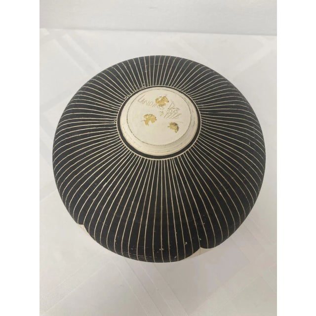 Madeline Landing & Robert Massaro Incised Lidded Ceramic Pot 1988 For Sale - Image 4 of 9