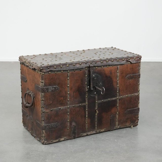 Antique Leather-Lined Chest or Safe, 17th Century For Sale - Image 16 of 16