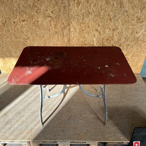 Knee Clearance: 76cm Workshop Report: Our workshop team inspect every product and carry out any needed repairs to ensure...