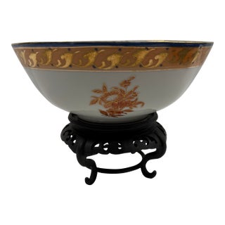 Mid 20th Century Neo Classical Gilt-Rimmed Hand Painted Porcelain Bowl on Stand For Sale