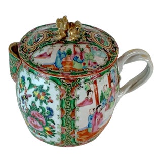 19th Century Rose Medallion Cider Pitcher With Foo Dog Finial For Sale