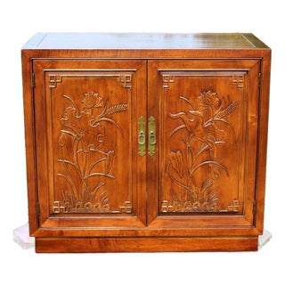 Henredon Chinoiserie Cabinet From the Folio 16 Collection For Sale