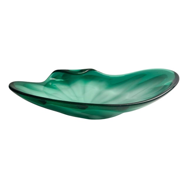 Mid-Century Modern Murano Glass Bowl in Green and White Lattimo, Italy, 1960s For Sale