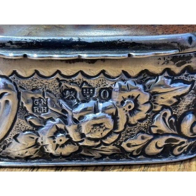 English Silver Table Snuff Box by Ridley & Hayes for Nathan, 1904 For Sale - Image 4 of 9