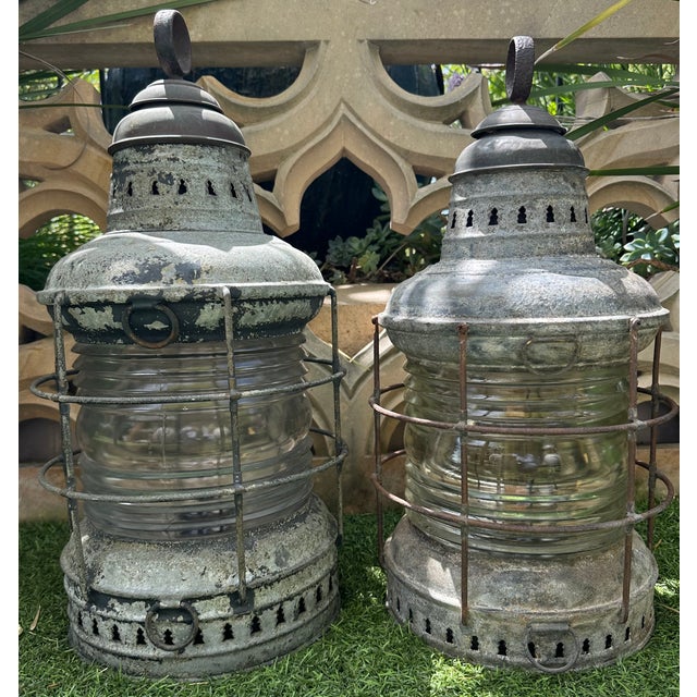 1940s Vintage Pair Perko Galvanized Steel Uss Missouri Battleship Anchor Lights – Clear Lens – Circa 1940 For Sale - Image 5 of 12