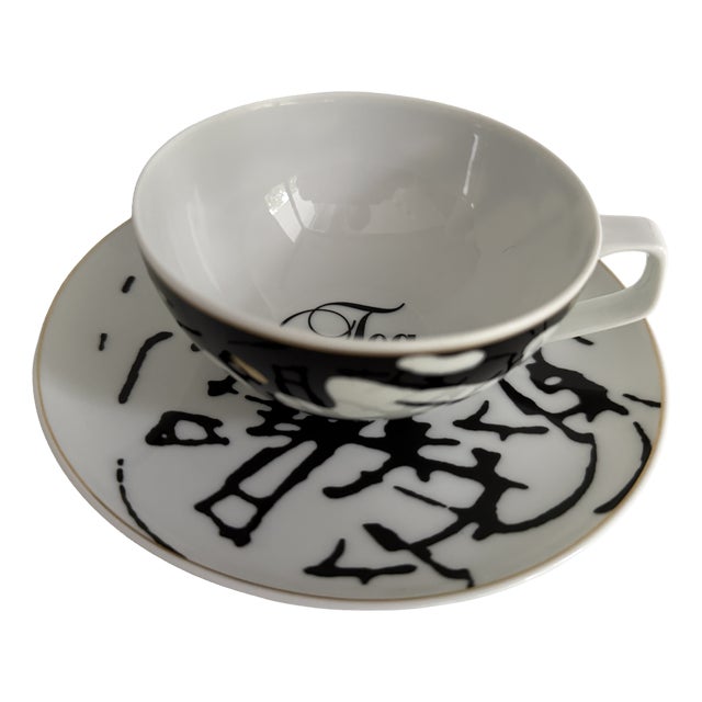 Tea Art Collectors Essentials Motif No. 6 Tea Cup and Saucer by Michael Miklas and Walter Gropius for Rosenthal Studio Linie, 1990, Set of 2 For Sale