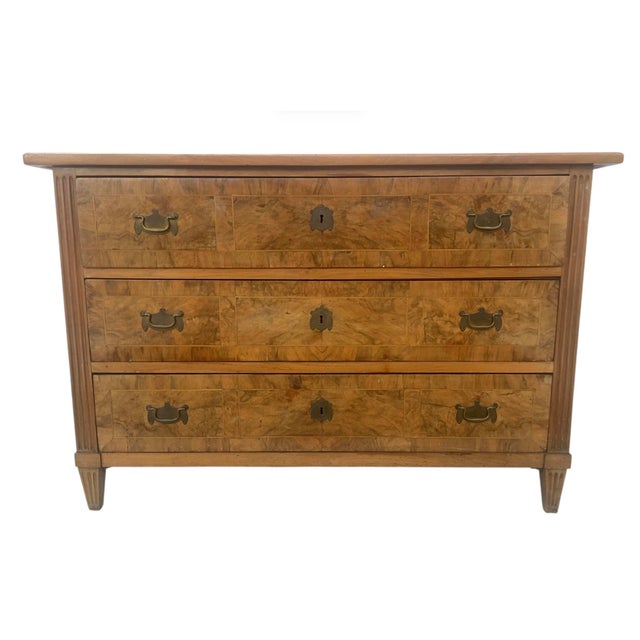 Italian Neoclassical Burl Wood Three-Drawer Dresser - 18th Century For Sale - Image 10 of 11