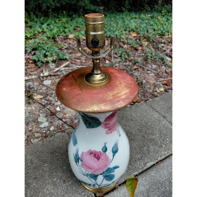 Late 20th Century Floral Ceramic Table Lamps Attributed to Vaughan Designs - a Pair For Sale - Image 4 of 7