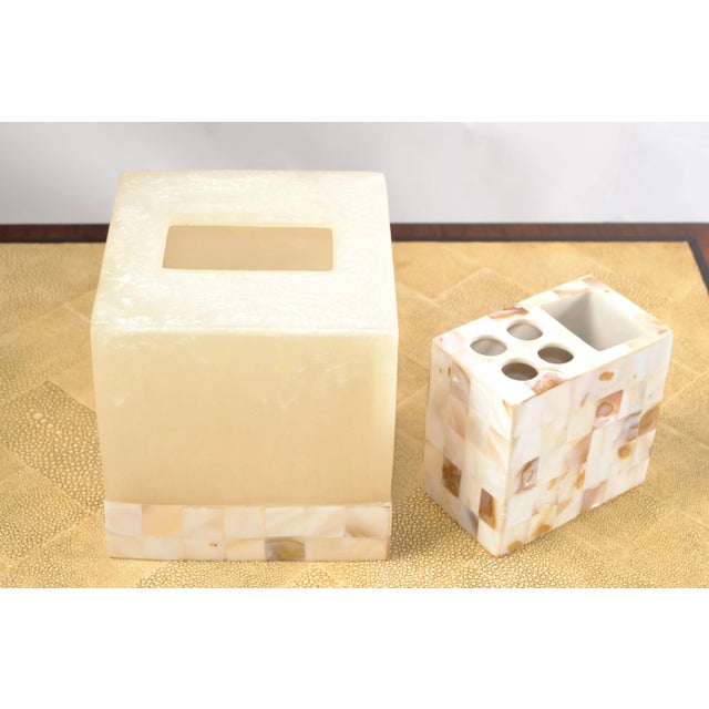 Hollywood Regency Natural Capiz Shell Acrylic Tissue Box Cover Toothbrush Holder Countertop Accessories For Sale - Image 3 of 12