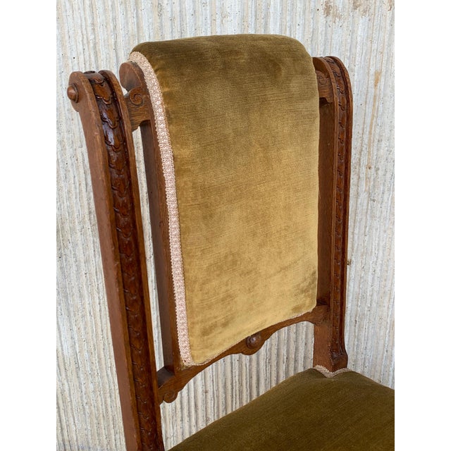 Early 20th Century Early 20th Century Set of 4 Carved Dining Room Chairs in Louis XIII Style with Velvet Seat and Back For Sale - Image 5 of 18